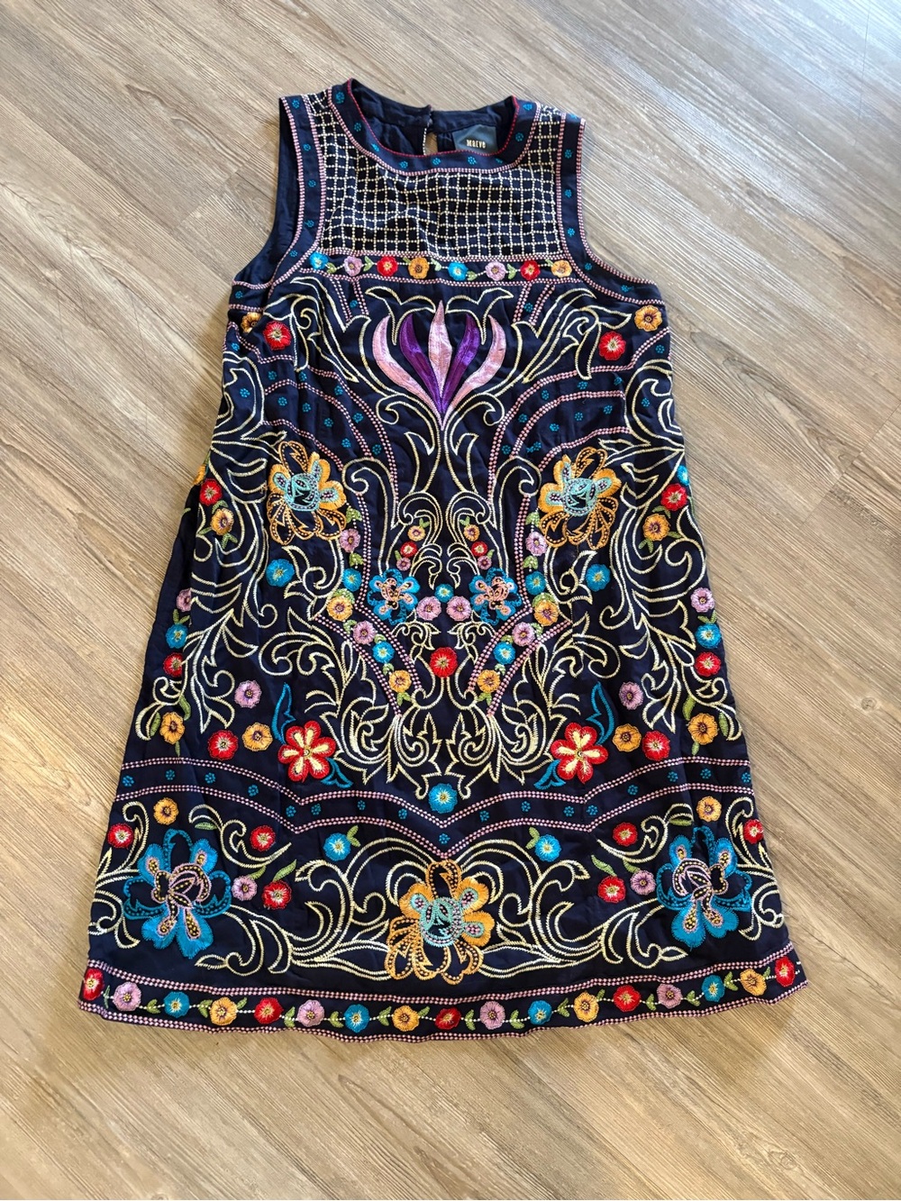 Maeve Anthropologie Kira Embroidered Navy Dress size 6 Bohemian style